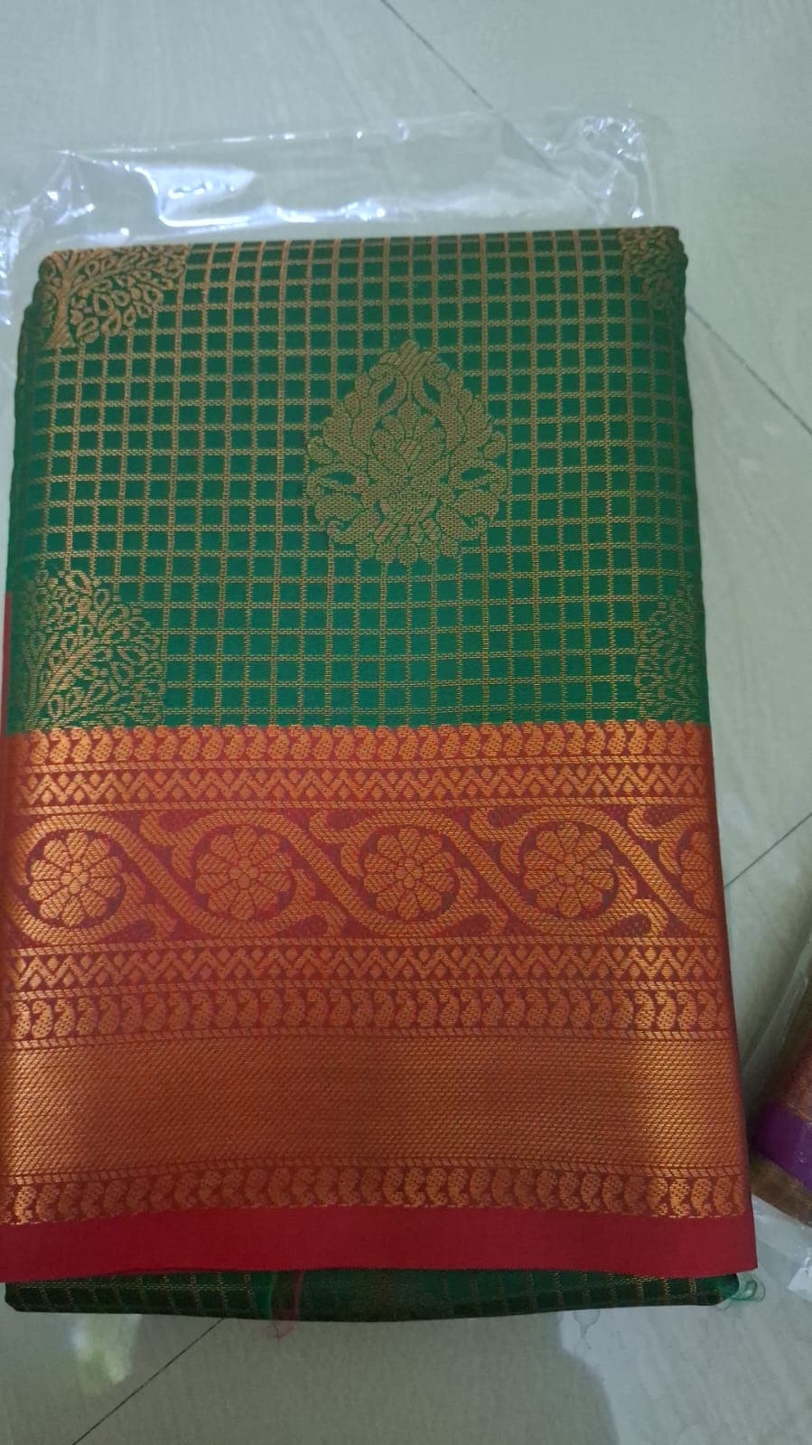 Vairavoosi Semi Silk Sarees